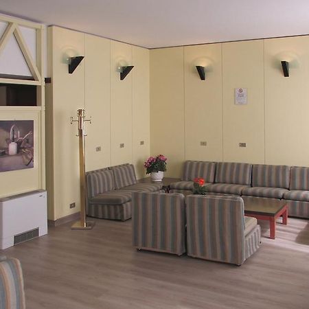 Hotel Johnny Milano Eksteriør billede